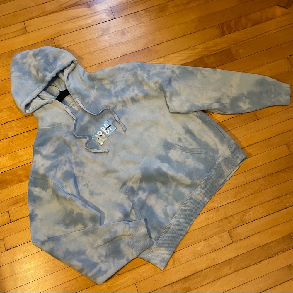 TAYLOR SWIFT Official Merch Sweatshirt Hoodie 1989 Taylor's Version